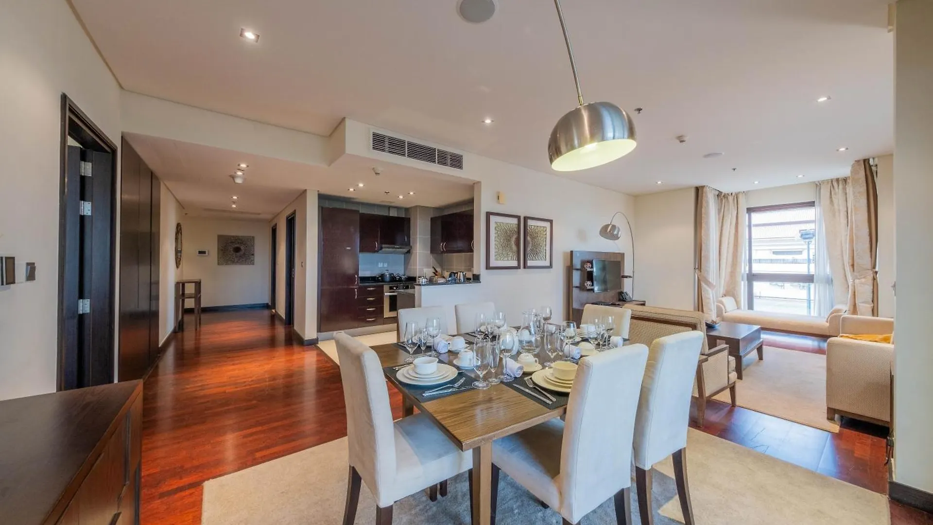 Luxe Getaways Royal Amwaj Palm Jumeirah Resort Apartment Holiday Home Dubai United Arab Emirates