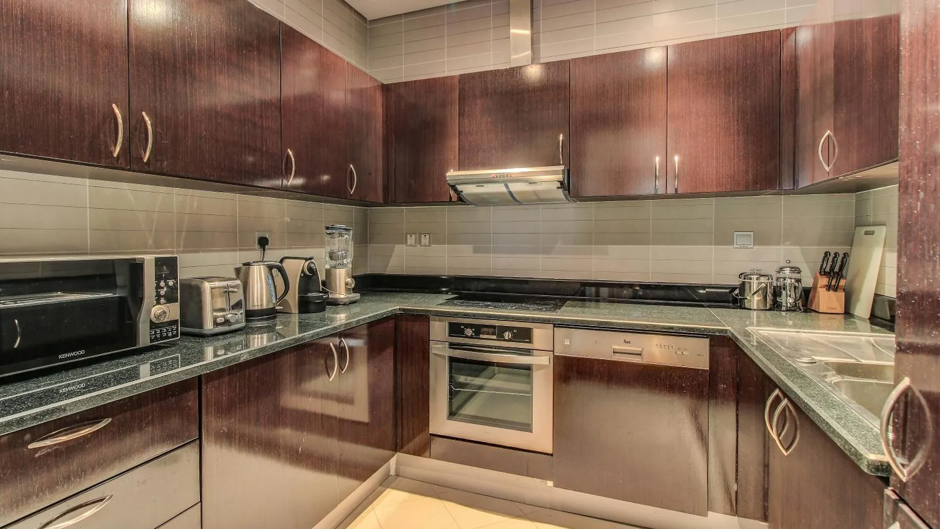 Luxe Getaways Royal Amwaj Palm Jumeirah Resort Apartment Holiday Home دبي