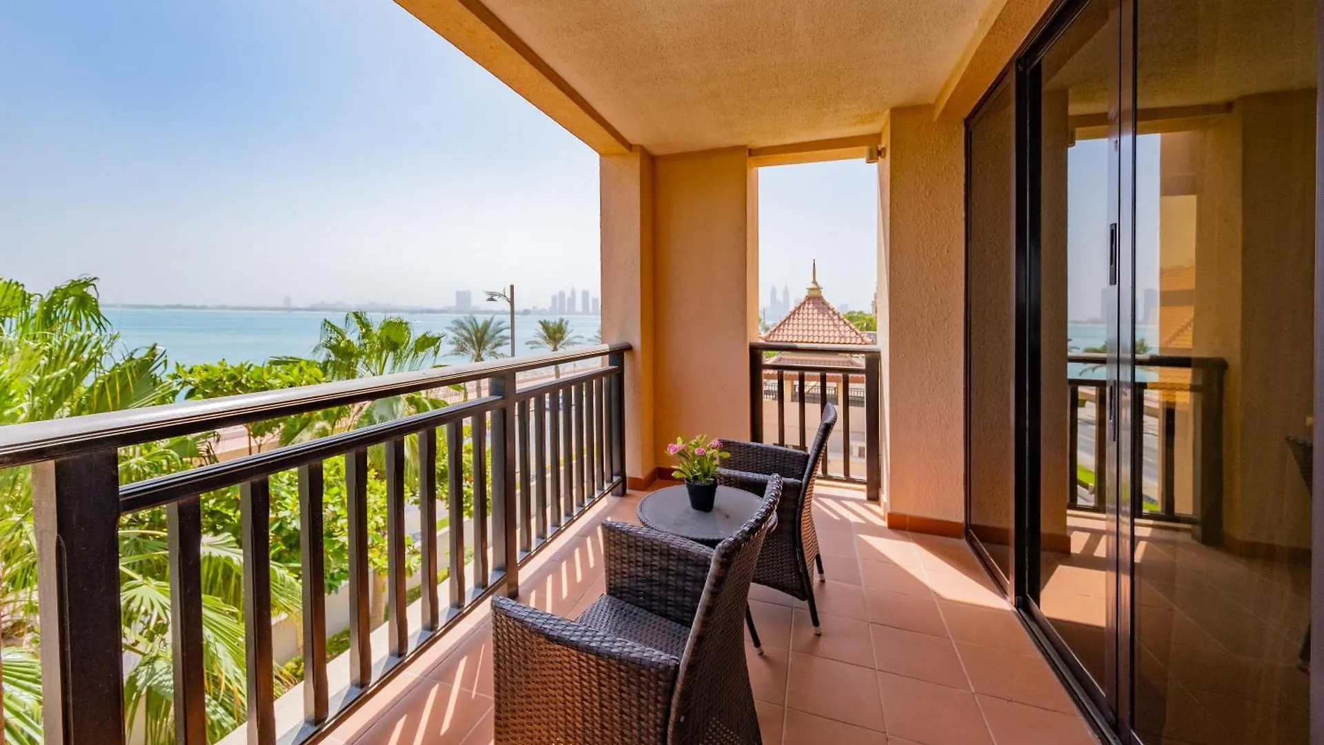 Luxe Getaways Royal Amwaj Palm Jumeirah Resort Apartment Holiday Home دبي