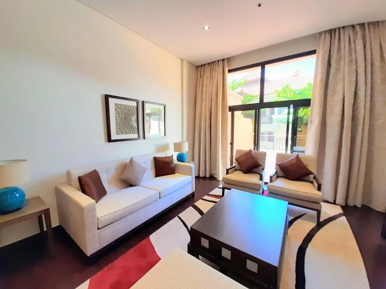 Luxe Getaways Royal Amwaj Palm Jumeirah Resort Apartment Holiday Home Dubai