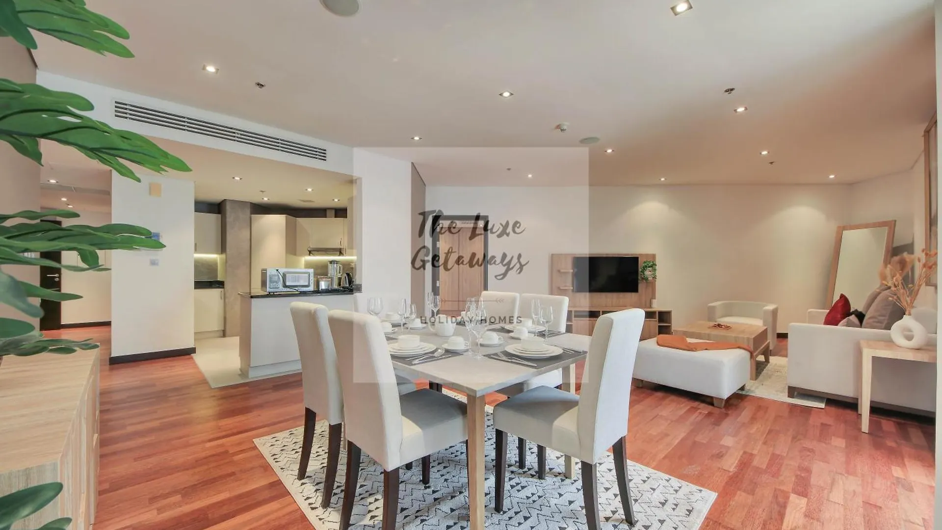 Luxe Getaways Royal Amwaj Palm Jumeirah Resort Apartment Holiday Home دبي