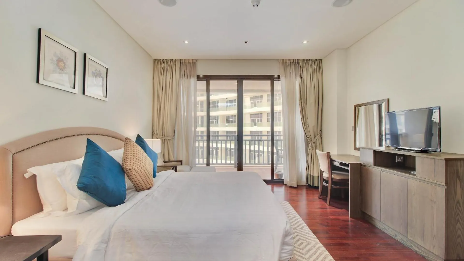 Luxe Getaways Royal Amwaj Palm Jumeirah Resort Apartment Holiday Home دبي