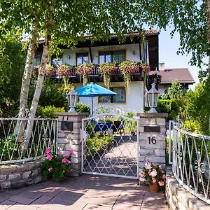 https://birkenhof-apartments.com-bavaria.com
