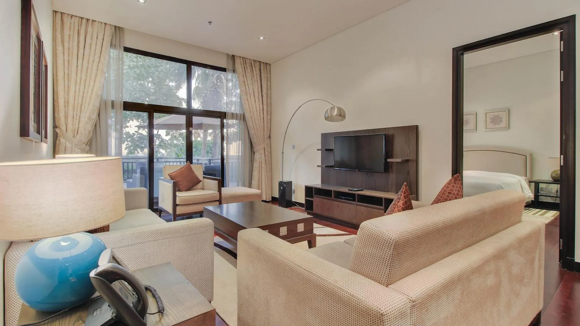 Luxe Getaways Royal Amwaj Palm Jumeirah Resort Apartment Holiday Home Dubái 0*,  Emiratos Árabes Unidos