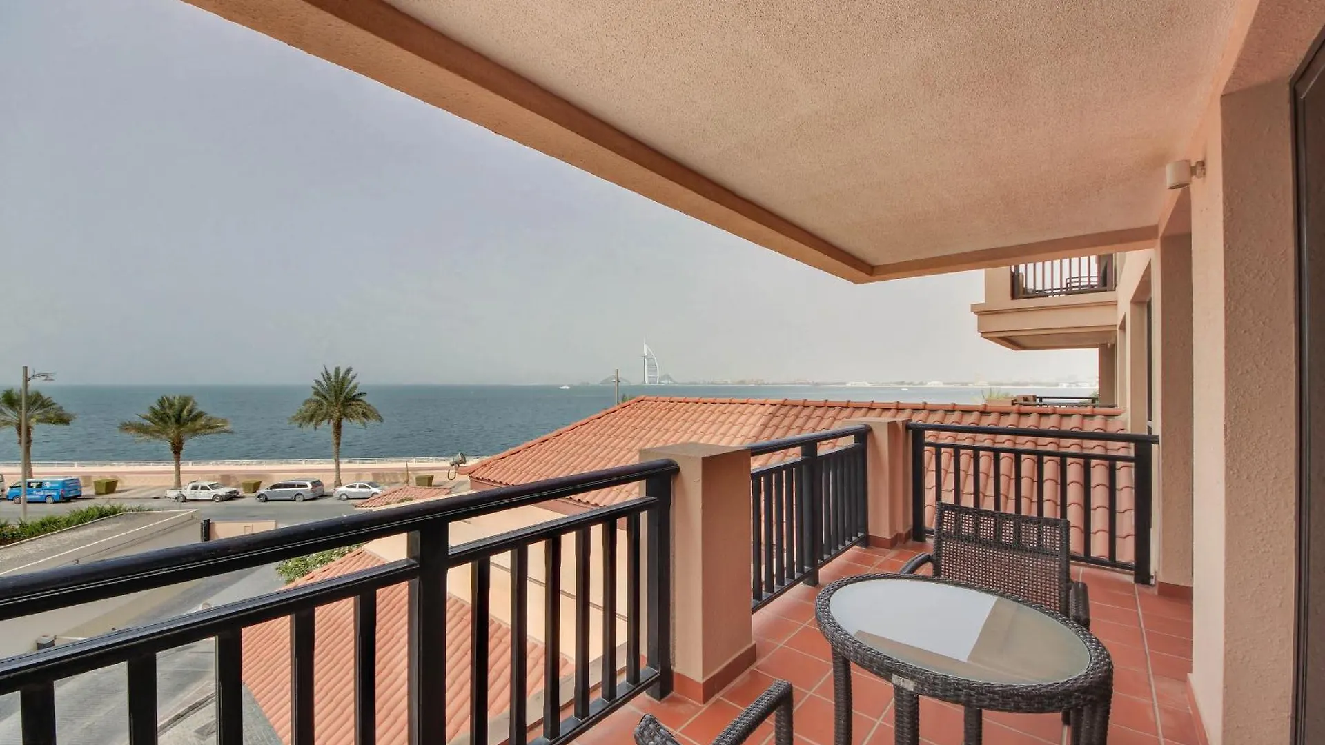 Luxe Getaways Royal Amwaj Palm Jumeirah Resort Apartment Holiday Home Dubai