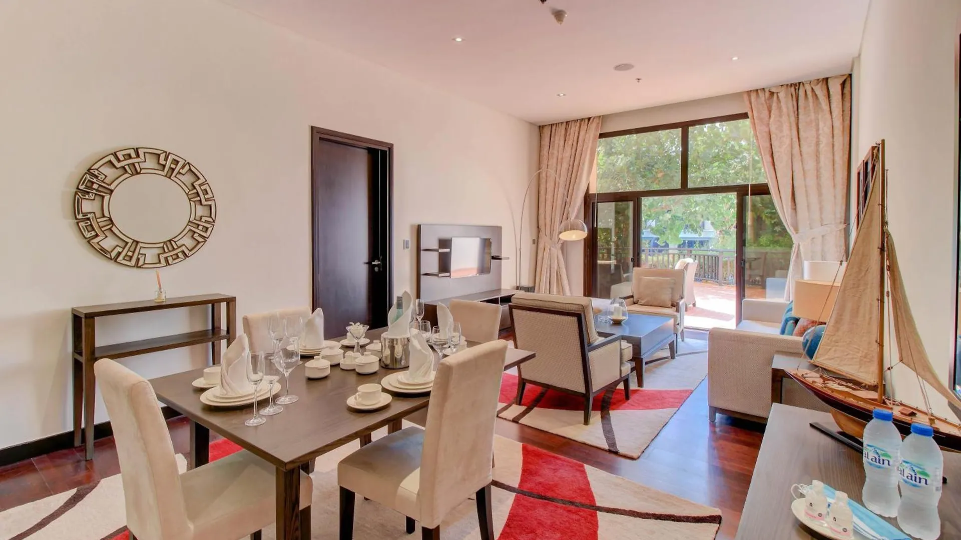 Luxe Getaways Royal Amwaj Palm Jumeirah Resort Apartment Holiday Home Dubai United Arab Emirates