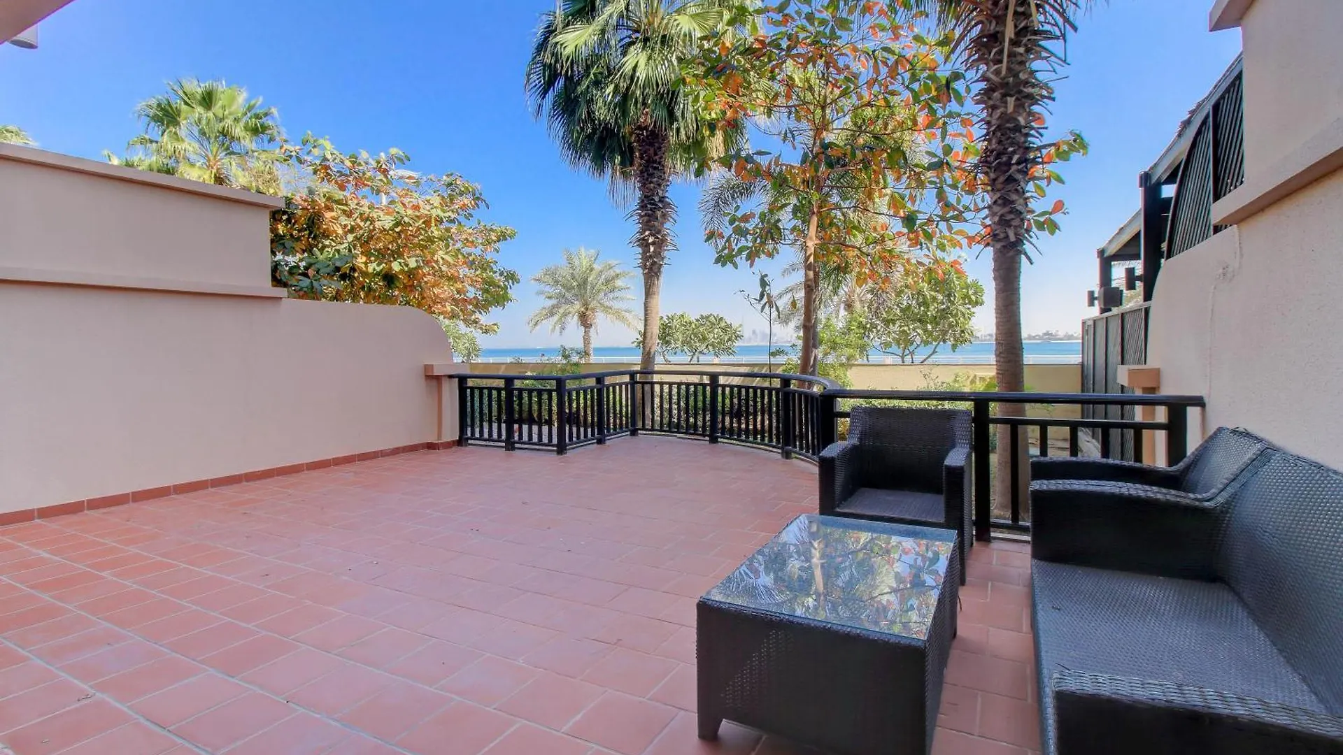 Luxe Getaways Royal Amwaj Palm Jumeirah Resort Apartment Holiday Home Dubai 0*,